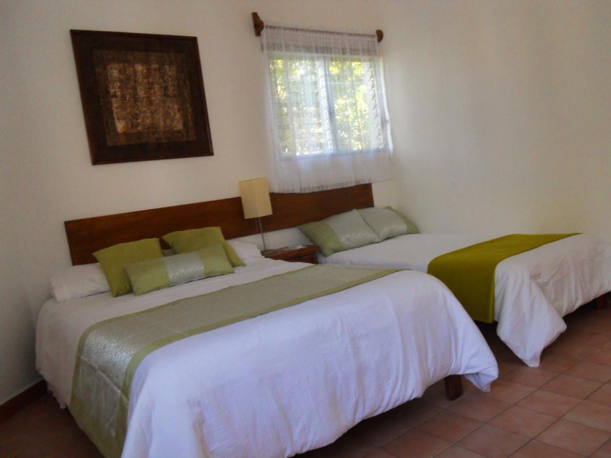 Los Caracoles Bed & Breakfast Канкун Екстер'єр фото